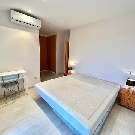 Rnet - Casa * Palau Saverdera